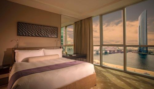 2 Bedroom Waterfront Apartment
