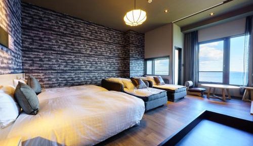 Executive Twin Room with Sea View - Non-Smoking