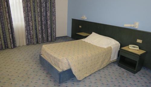 Large Single Room