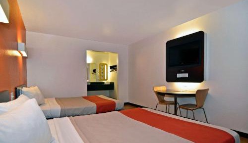 Quadruple Room - Non-Smoking