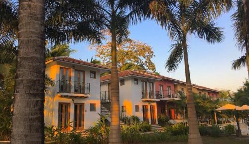Family Room with Garden View