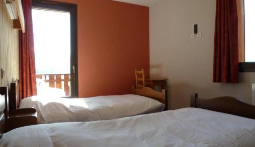 Twin Room with Shared Bathroom