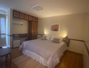King Suite with Spa Bath