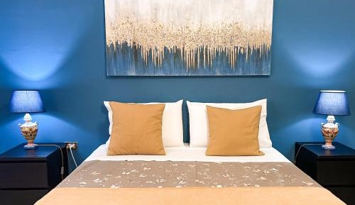 Double Room with Shared Bathroom