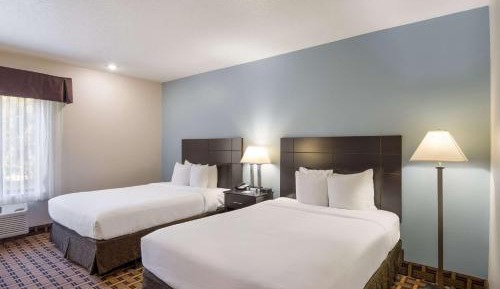 Queen Room with Two Queen Beds - Disability Access