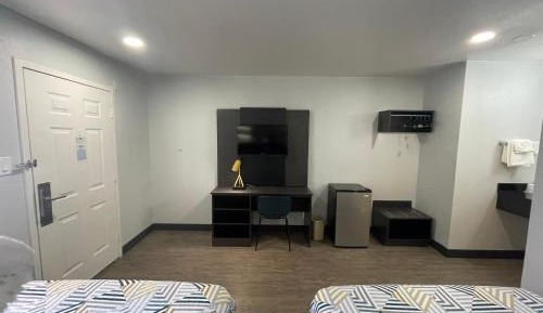 Double Room with Two Double Beds - Non-Smoking