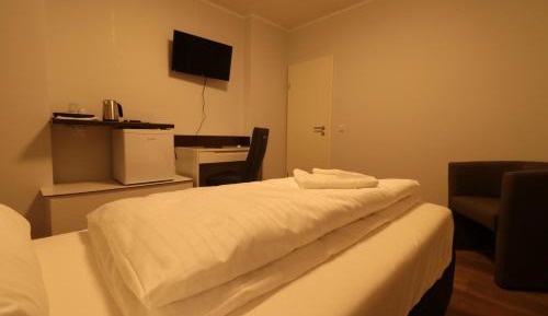 Double Room with Private Bathroom