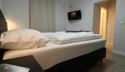 Single Room with Bathroom