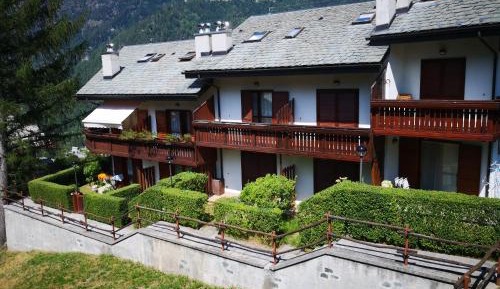 Two-Bedroom Townhouse