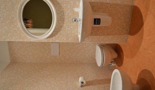 Double Room Single Use (1 Adult)