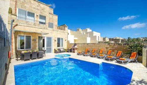 Five-Bedroom Holiday Home