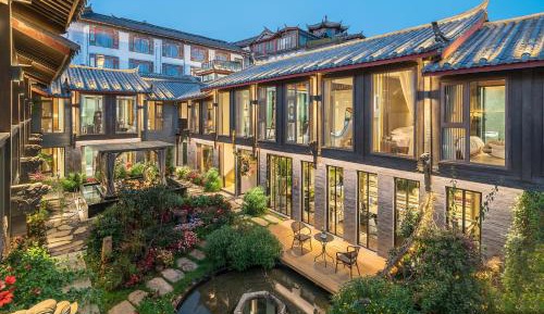 Jing Xi Garden View Twin Room