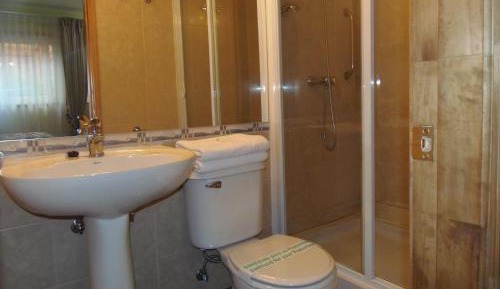 Apartment (3 Adults)