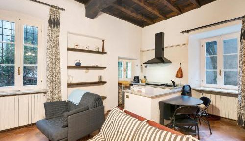 Superior One-Bedroom Apartment