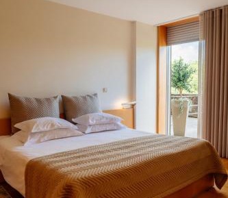 Double or Twin Room Terrace with Golf View