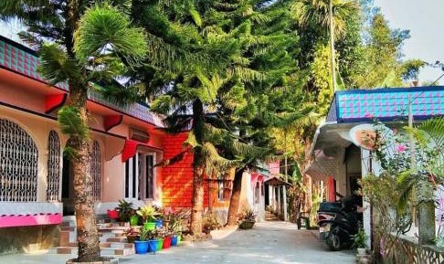 Double or Twin Room with Private Bathroom