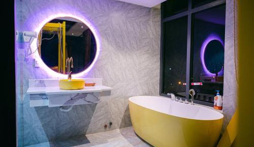 Deluxe Double Room with Bath