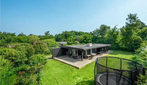 Four-Bedroom Holiday Home