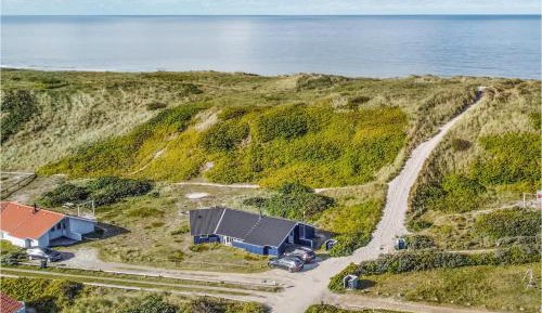 Five-Bedroom Holiday Home