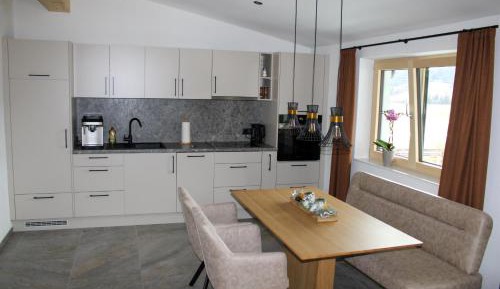 Apartment with Shower