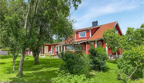 Two-Bedroom Holiday Home