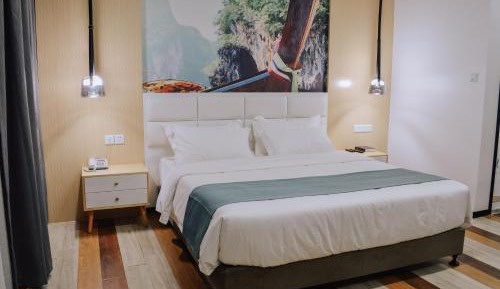 Superior King Room