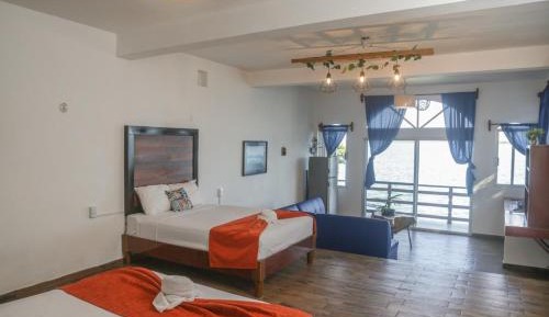 Apartment with Lake View