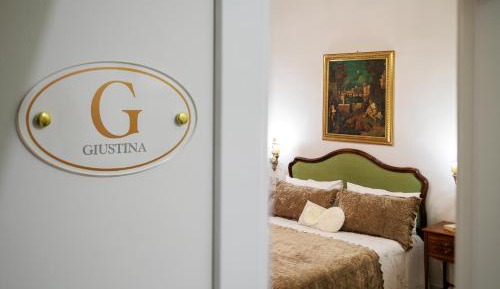 Triple Room with Private External Bathroom