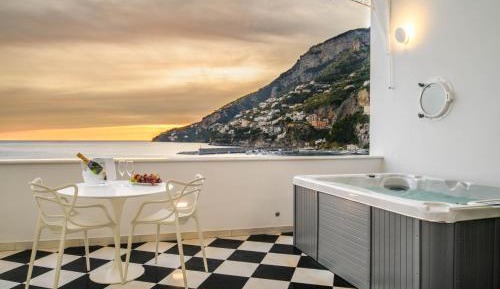 King Suite with Spa Bath