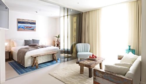1 Bedroom Apartment Junior