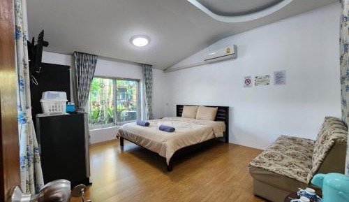 Standard King Room