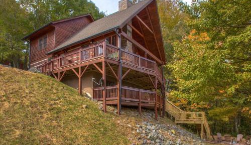 Three-Bedroom Vacation Home 