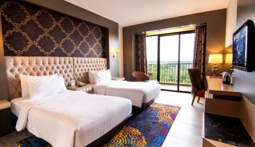 Grand Deluxe Twin Room