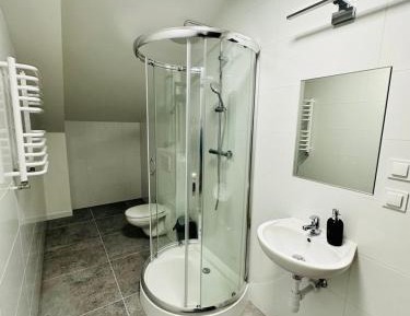 Single Room with Shared Bathroom