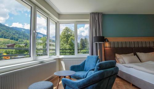 Deluxe Double Room with Extra Bed