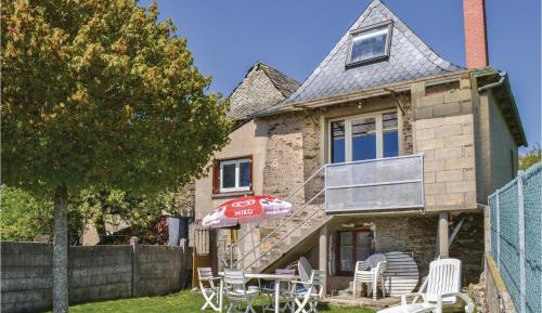 Two-Bedroom Holiday Home