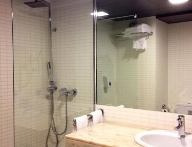 Double or Twin Room with Spa Access