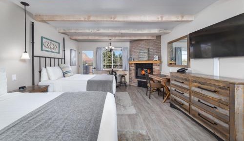 Sky View Double Queen - No pets allowed