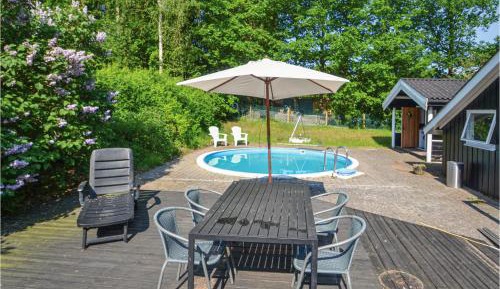 Three-Bedroom Holiday Home 