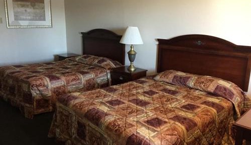 Queen Room with Two Queen Beds - Non-Smoking