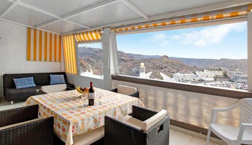 Superior One-Bedroom Apartment with Balcony