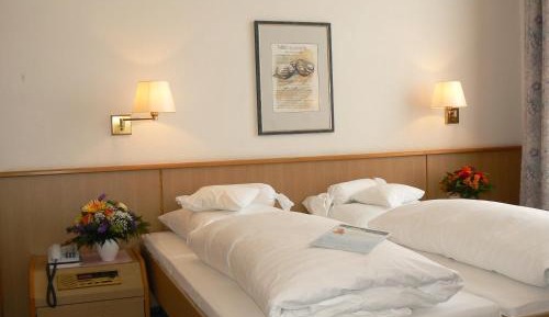 Economy Double Room with Inland View