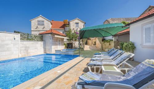 Three-Bedroom Villa with Swimming Pool