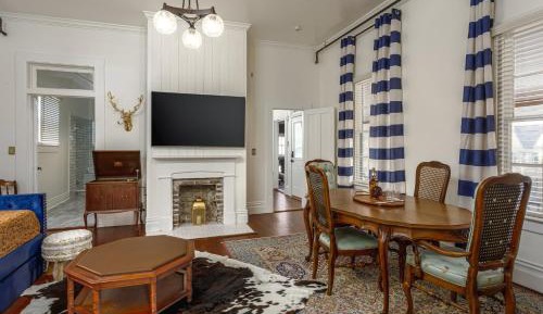 Two-Bedroom Suite