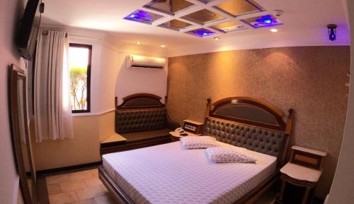 Standard Double Suite