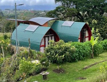 Bungalow with Patio