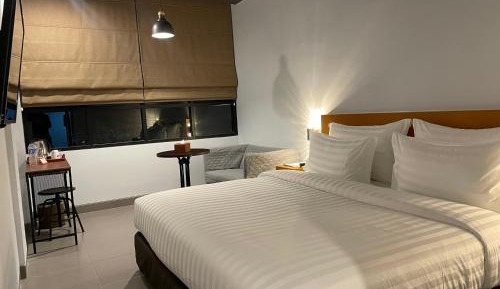 Deluxe Double or Twin Room