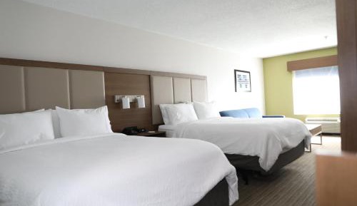 Queen Suite with Two Queen Beds and Sofa Bed