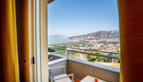 Double or Twin Room with Side Sea View