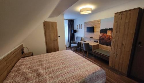 Double Room with Private Bathroom